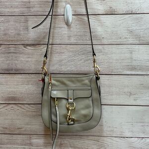 REBECCA MINKOFF LEATHER SADDLEBAG‎ WITH DOG CLIP IN CREAM